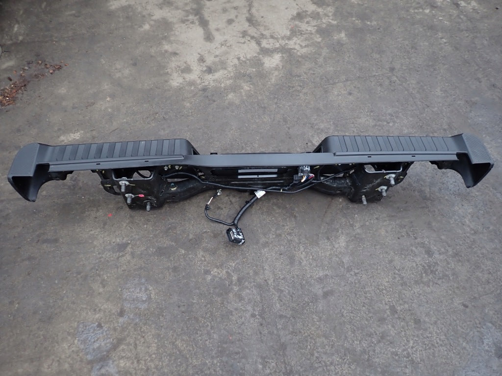 Zderzak Tylny Kpl. Belka Haka Czujniki Wiązka PDC Ford F150 RAPTOR 2024