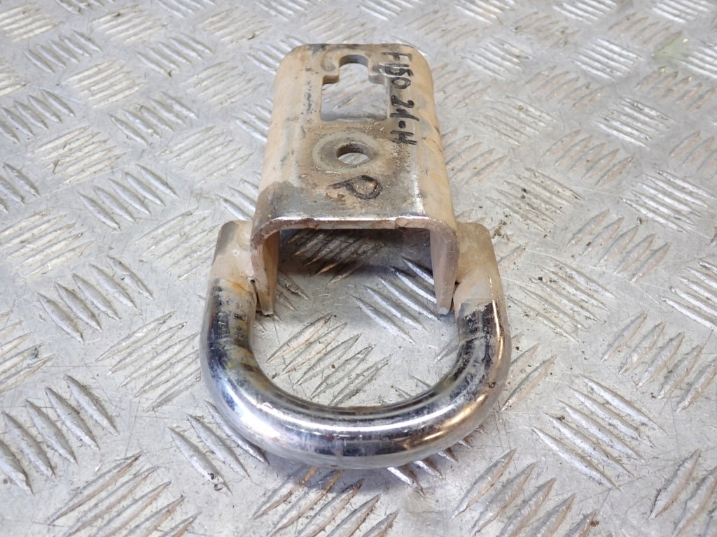 Ucho haka przedni do ramy Ford F150 XLT 2021, część samochodowa marki Autolandparts, widoczny na zdjęciu.