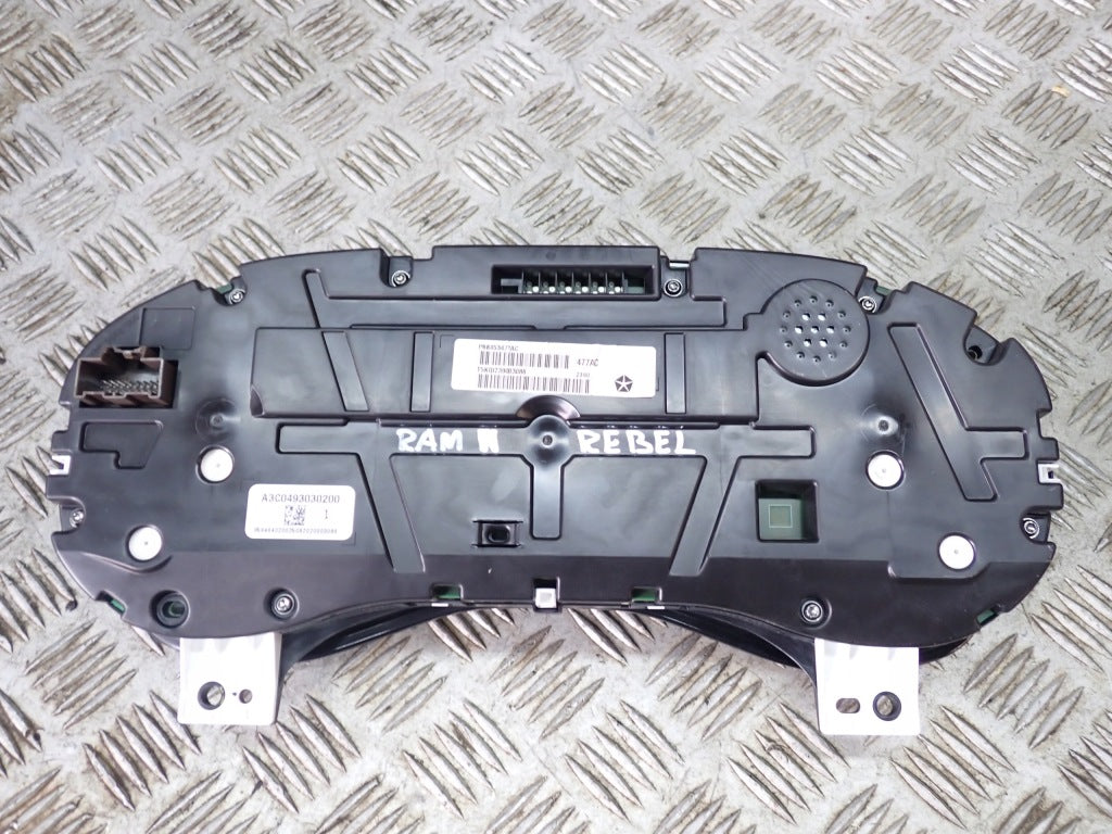 Odometer Gauges Dodge RAM V REBEL Diesel 2019-