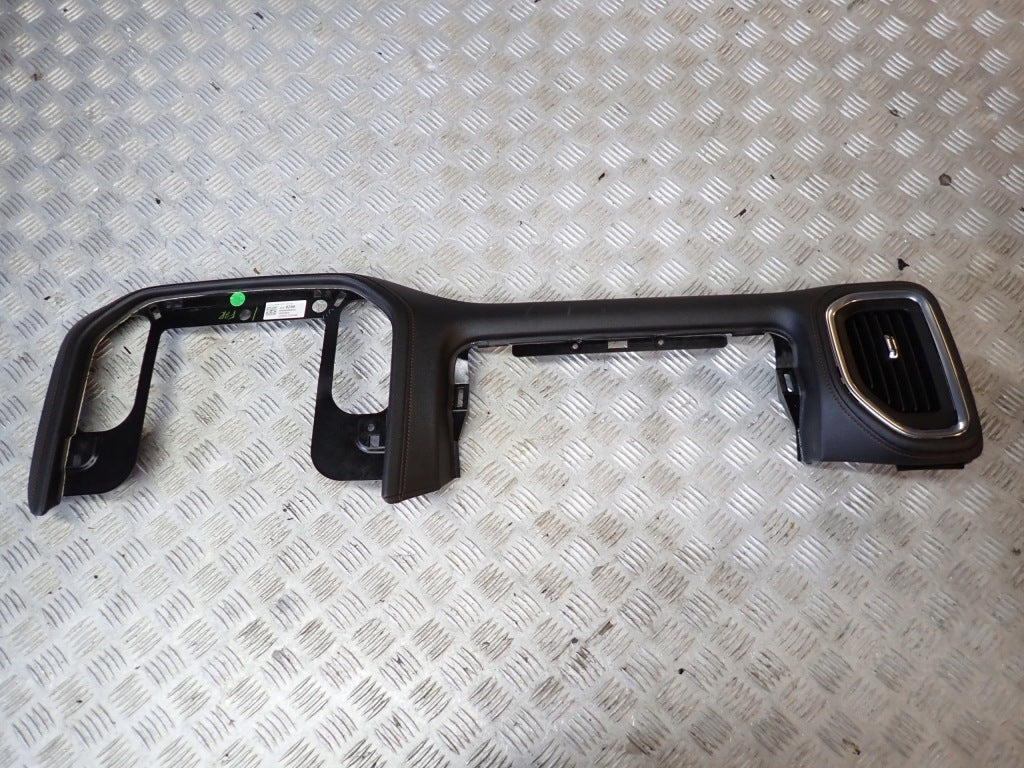 Dashboard Cockpit Frame Dashboard Leather Grille Chevrolet Silverado GMC Sierra 2019-