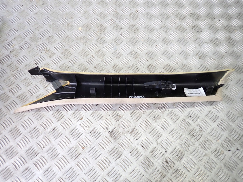 Osłona Słupka Alcantara Maserati Quattroporte 13-