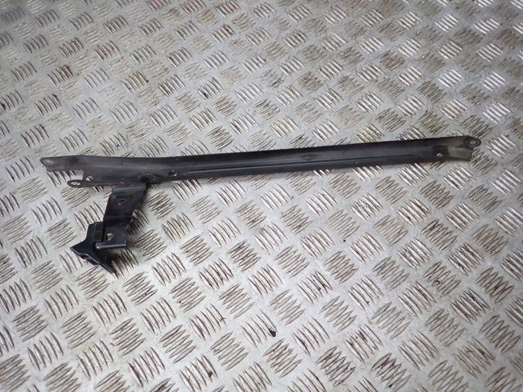 Front Bumper Reinforcement, Vertical, Toyota Sienna XL40 2.5 Hybrid 2021–
