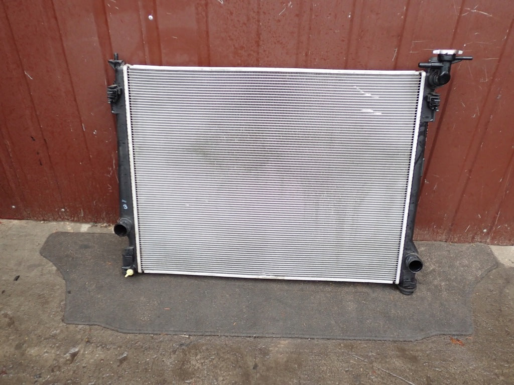 Water Radiator Toyota Sienna XL40 2.5 Hybrid 2021-