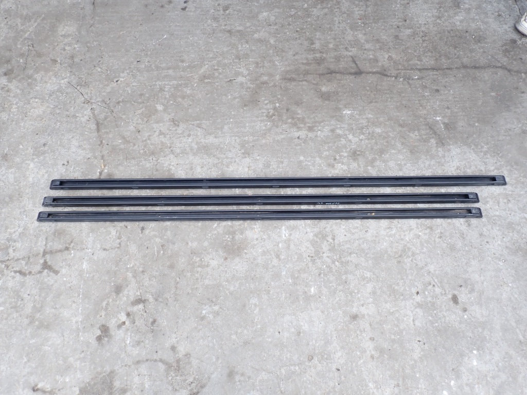 Szyny Belki Uchwyty Bagażowe Paki 5.5 ft Krótka Paka Toyota Tundra 2022-