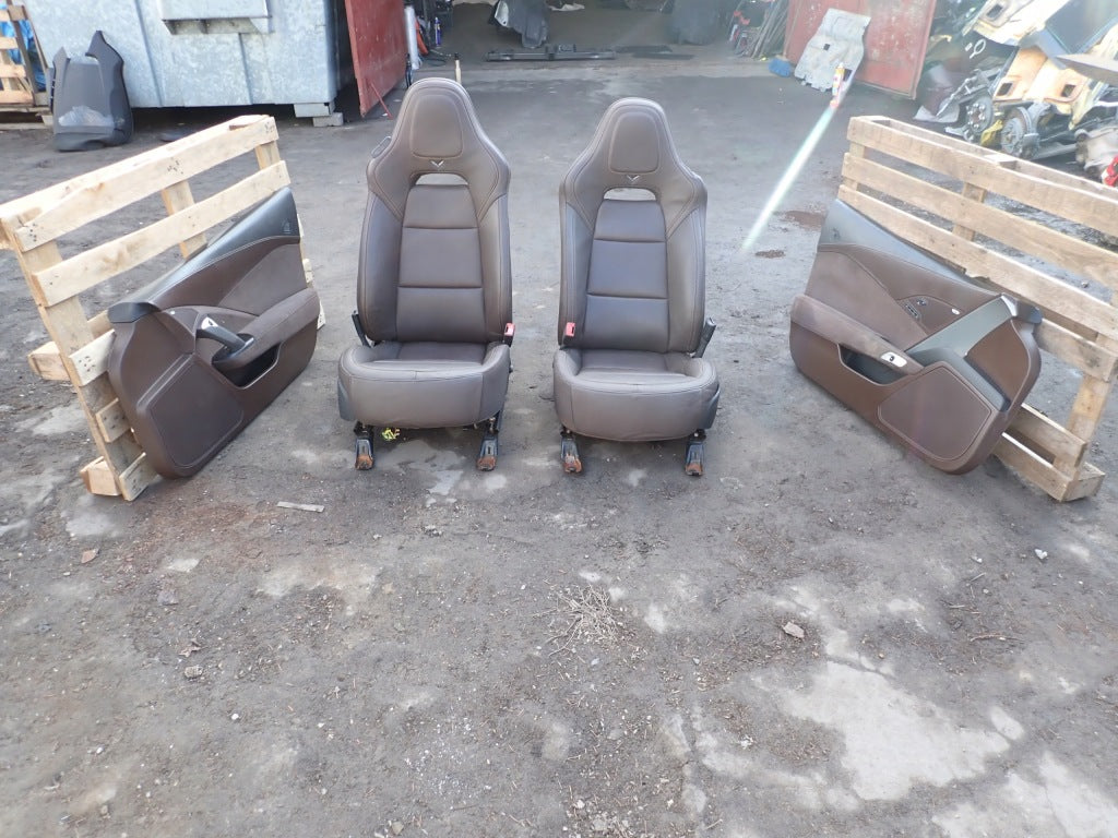 Tapicerka Fotele z Boczkami KPL Chevrolet Corvette C7 2014-
