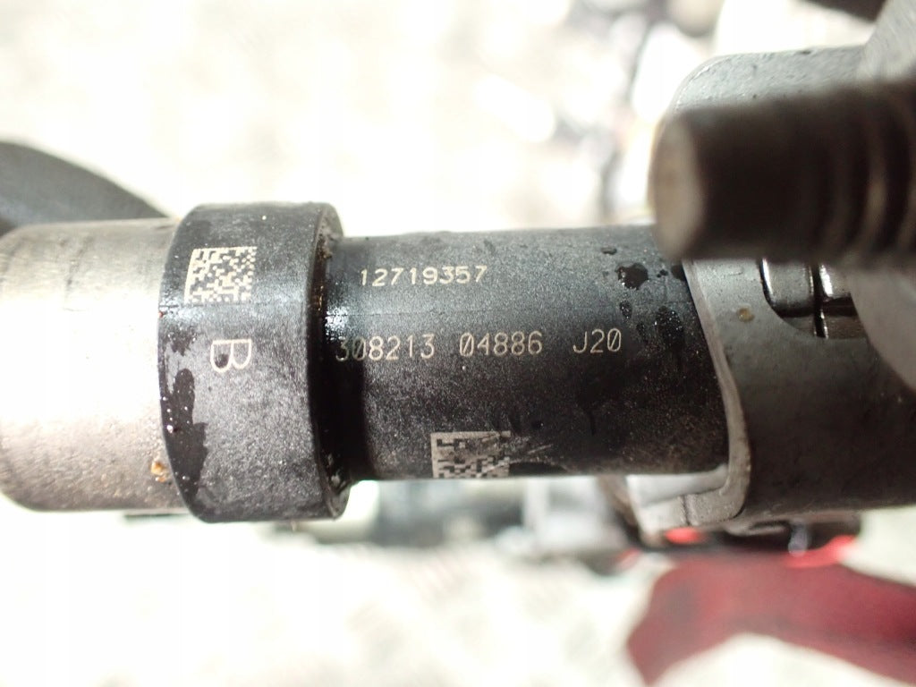 Injector Chevrolet Silverado Suburban Yukon Escalade Corvette C8 2022