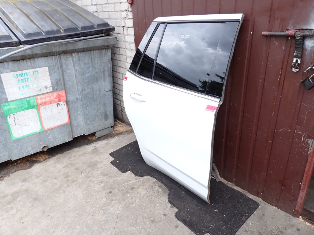 Right Rear Door Right Rear Bare Chevrolet Tahoe Suburban Yukon 21-