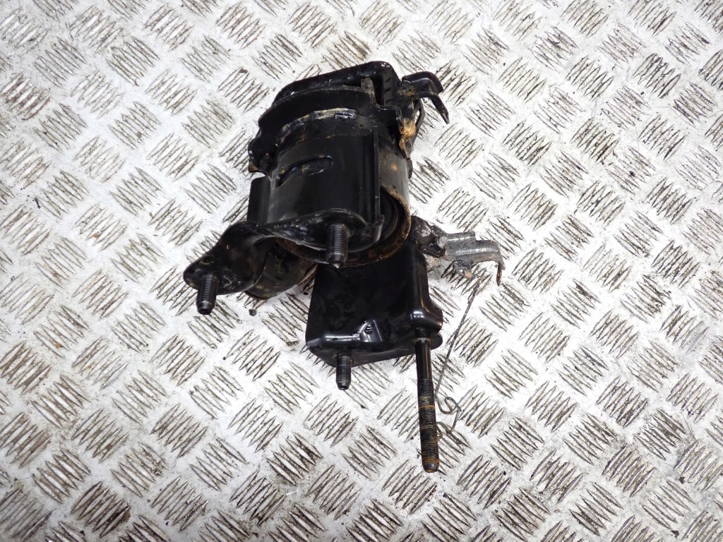 Toyota Sienna Hybrid XLE 2021 Rear Engine Mount