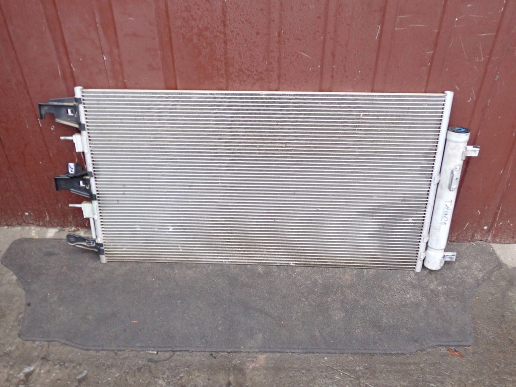 Air Conditioning Condenser Chevrolet Suburban Tahoe GMC Yukon Escalade 2021-