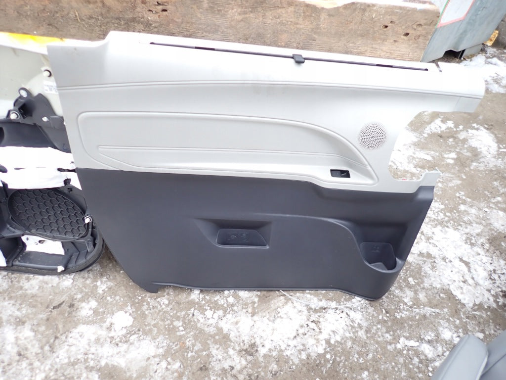 Rear Left Door Side Panel Toyota Sienna XL40 2021