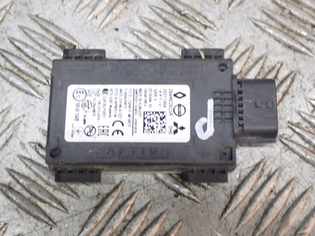 Radar Czujnik Martwego Pola Infiniti QX60 22-