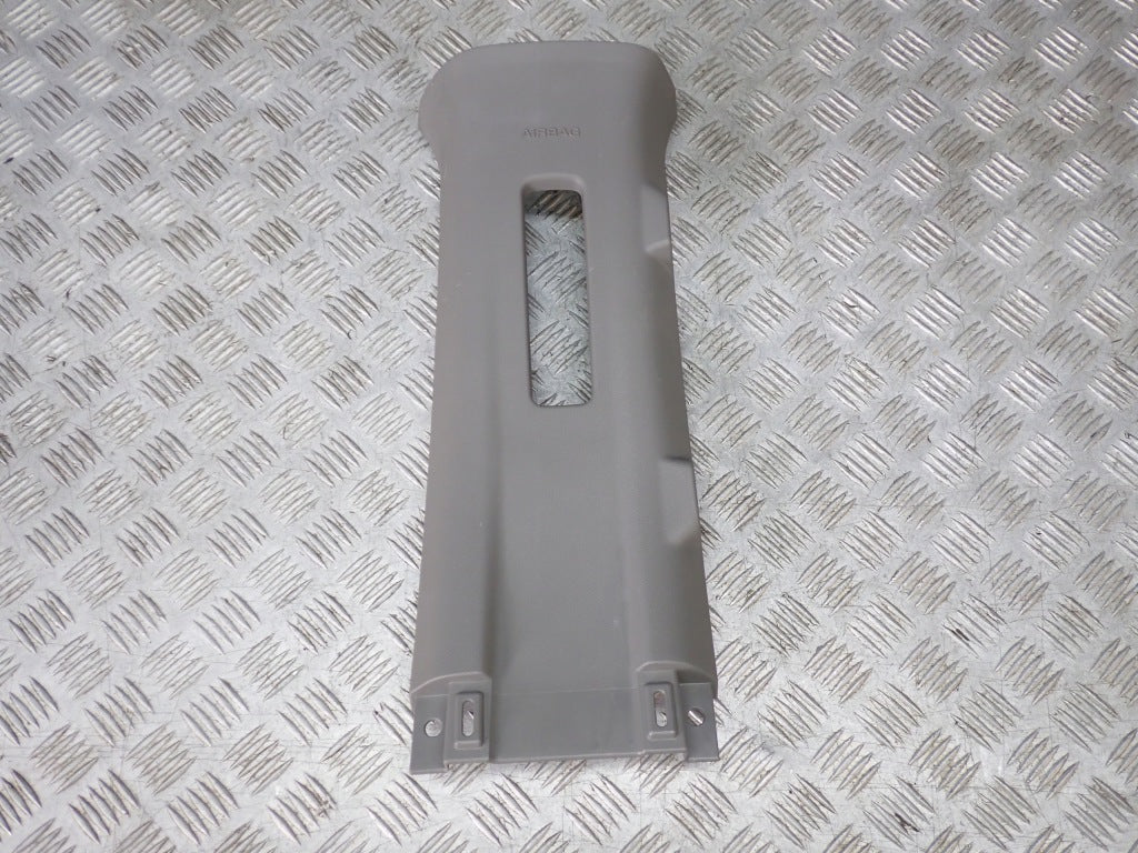Osłona słupka środkowego górna do Ford F350 F250 6.2 4x4 z 2021 roku, część samochodowa marki Autolandparts