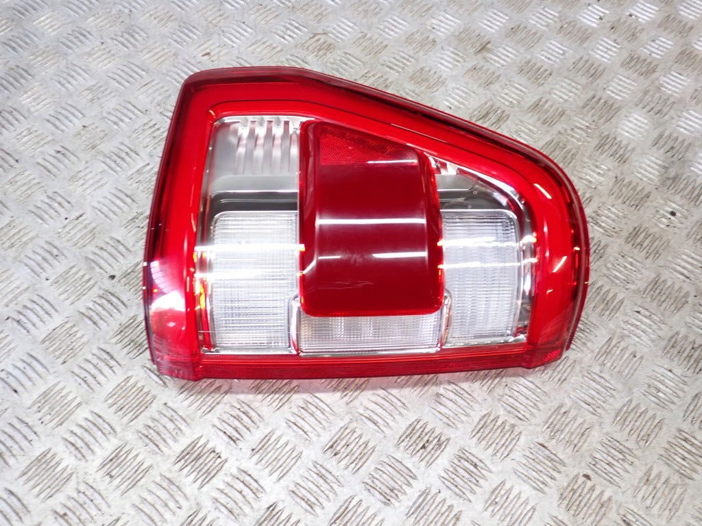 Lampa Prawa Tylna Prawy Tył LED Radar Blind Spot Ford F150 Lariat 2021-