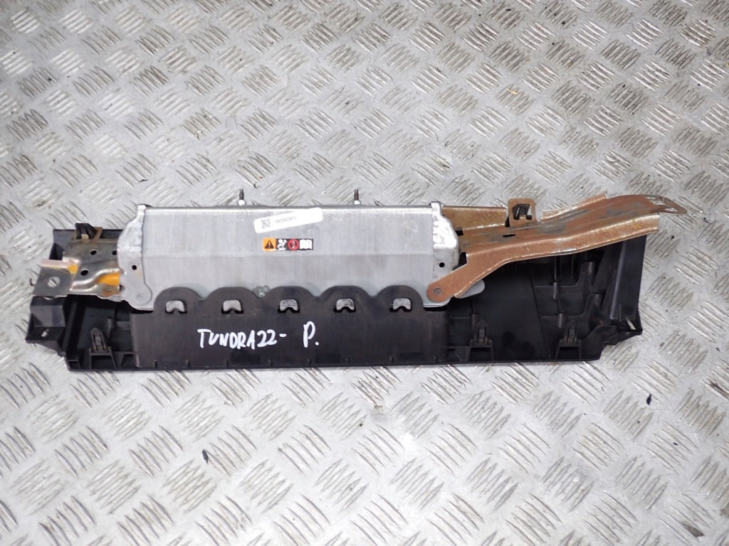 Poduszka Kolanowa Prawa Airbag Toyota Tundra Sequoia 22-