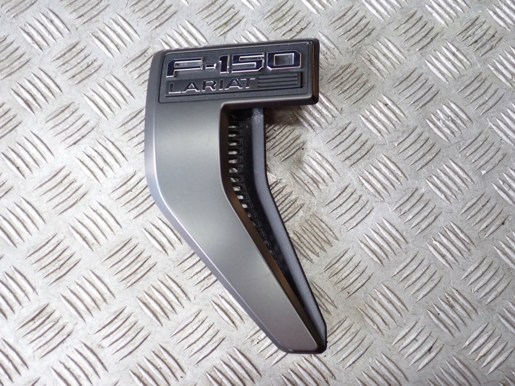 Emblemat Znaczek Błotnika Lewy Ford F150 LARIAT 2021