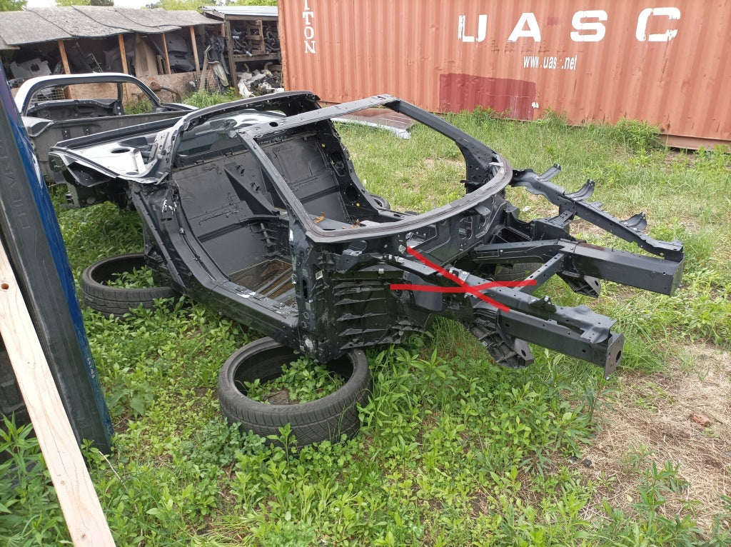 Ćwiartka Przednia Przód Rama Podłużnica Prawa Chevrolet Corvette C8