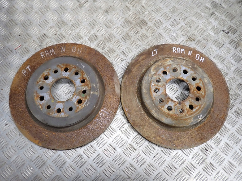 Tarcze Tylne Tył Para Dodge RAM 5.7 4x4 2021
