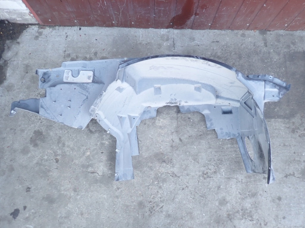 Fartuch Nadkole Prawe Przednie Chevrolet Corvette C5