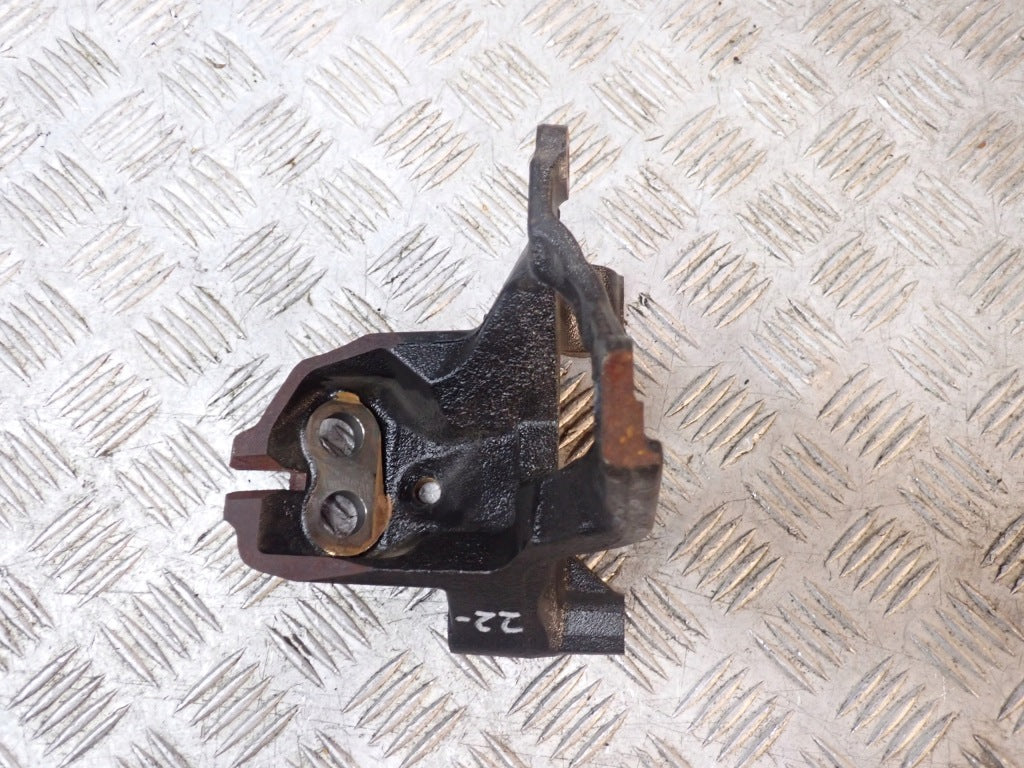 Right Engine Mounting Bracket Toyota Tundra Sequoia 22-