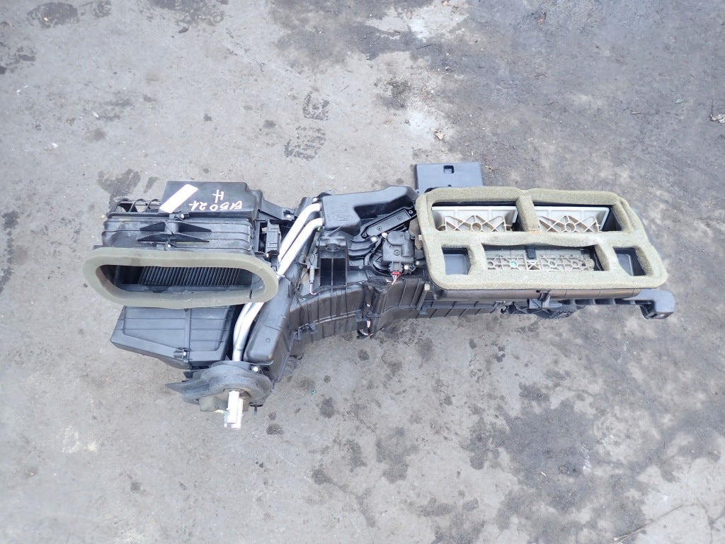 Nagrzewnica Ford F150 XL XLT 2021-