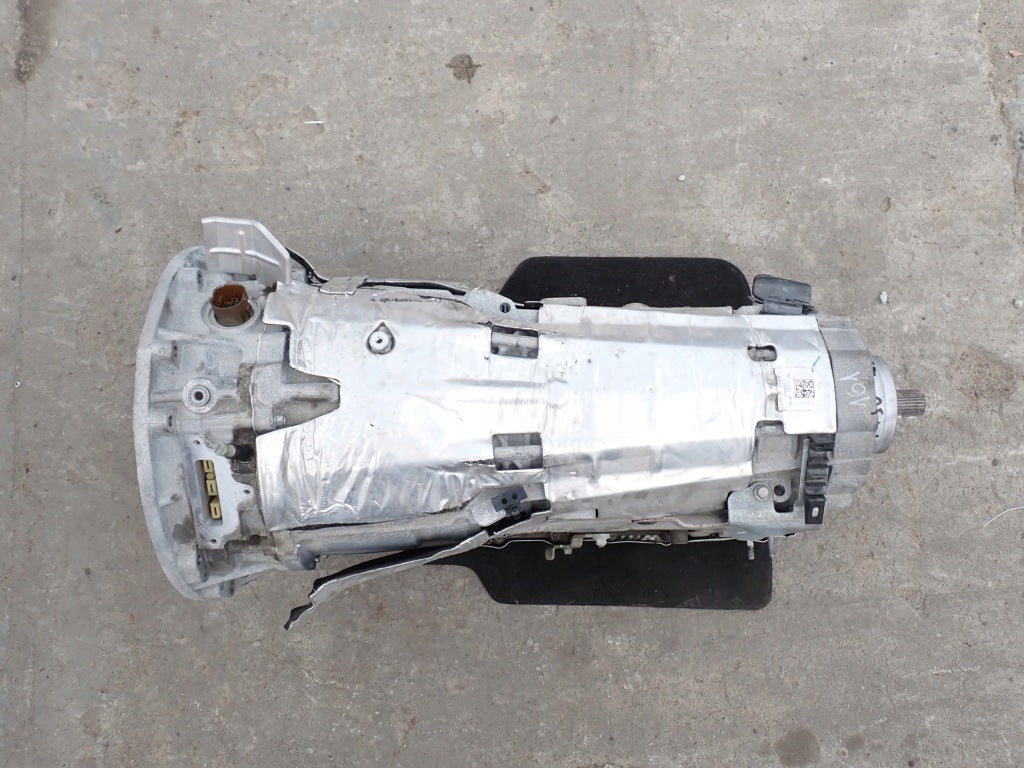 Skrzynia silnika do Ford F150 3.5 Powerboost Hybrid 2025, część samochodu marki Autolandparts, widoczna z bliska na zdjęciu