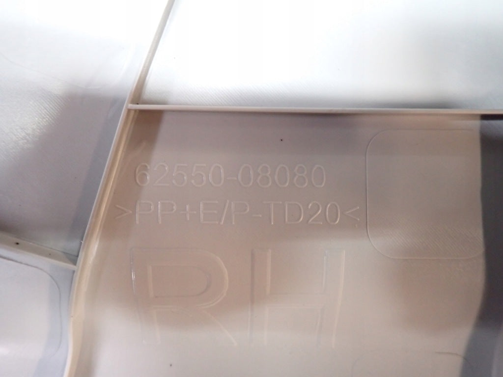 Osłona Słupka C Prawa Tylna Toyota Sienna XL40 2021