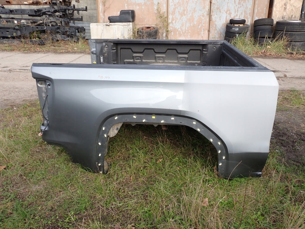 Paka Tylna Zabudowa 5.9 ft 180 cm GMC Sierra 1500 3.0D AT4 2019-