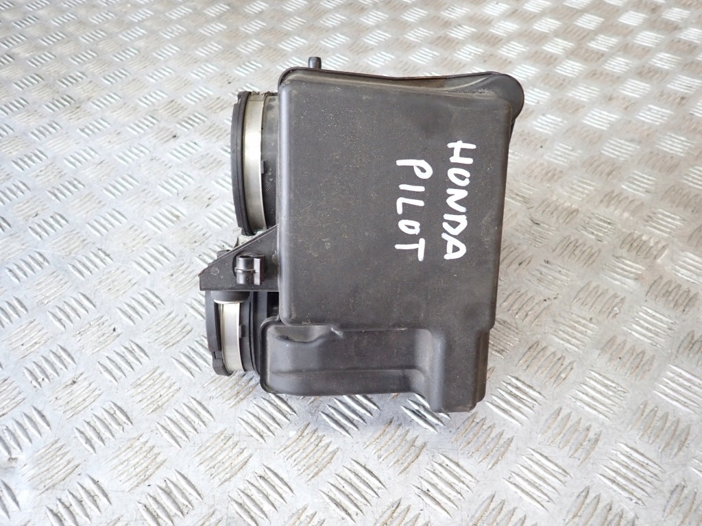 Rezonator Powietrza Górny Honda Pilot 4 YG2 3.5 4x4 2023
