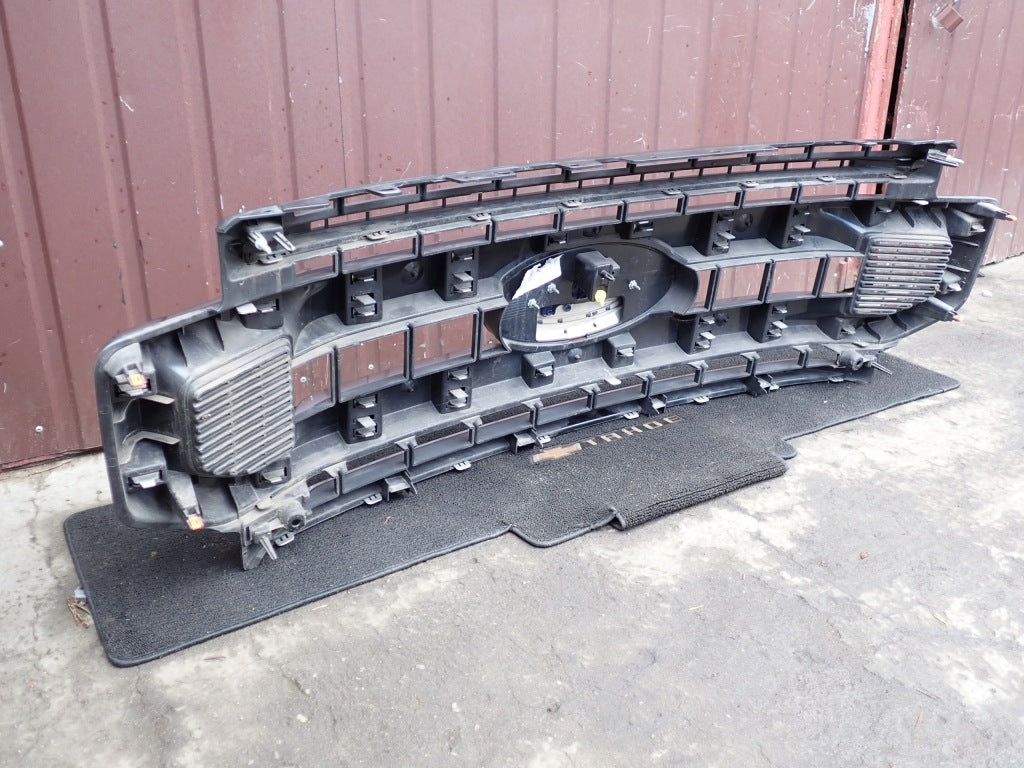 Atrapa Chłodnicy Grill Kpl. Ford F350 F250 XLT STX 2020-