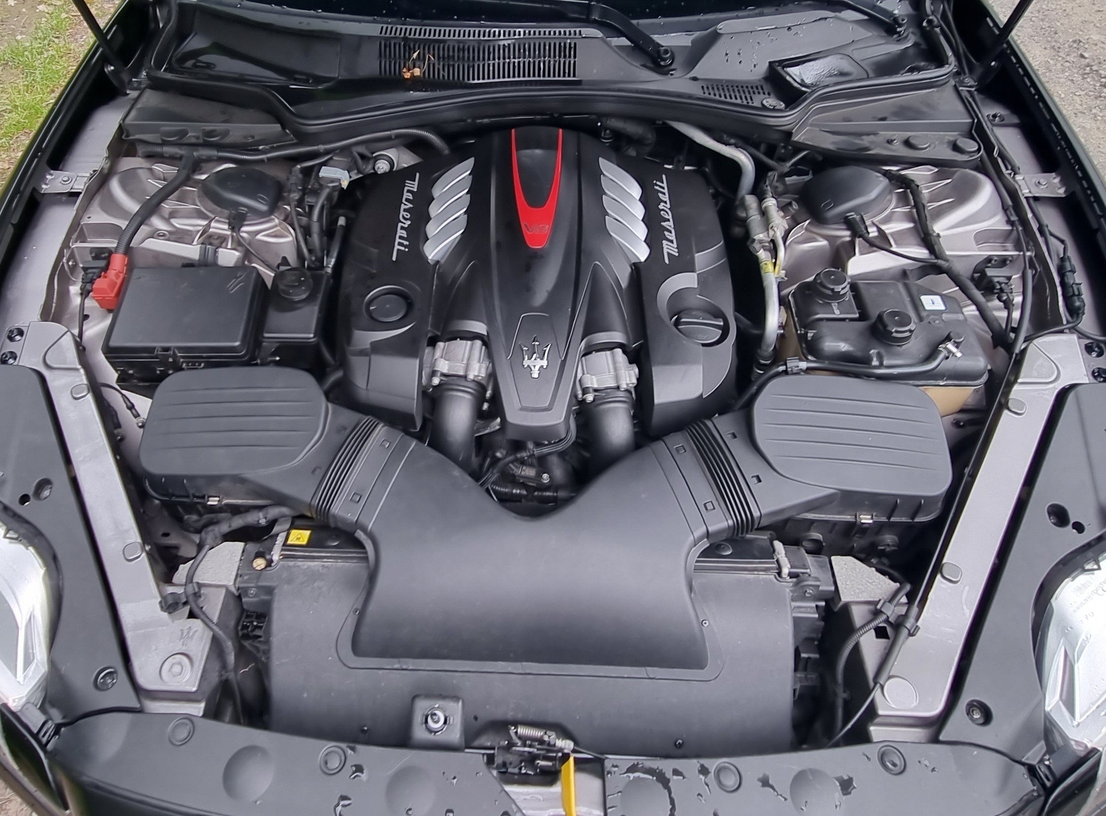 Zbiornik Zbiorniczek Płynu Wspomagania Maserati Quattroporte Ghibli 2015