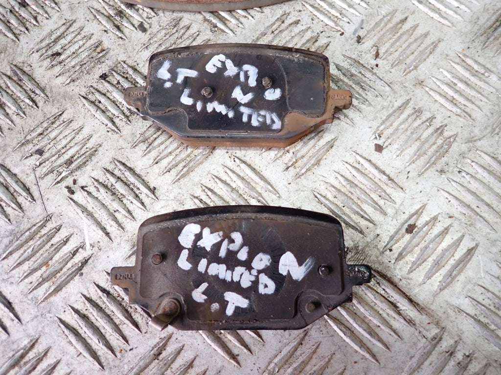 Rear Brake Pads Pair Ford Explorer Ford Explorer 2020-