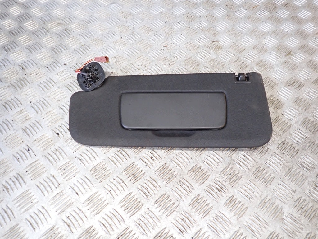 Sun Visor Left Chevrolet Tahoe Suburban Yukon 21-