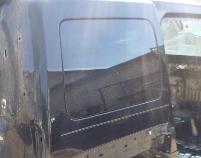 Szyba Prawa Karoseryjna Hummer H3 2008