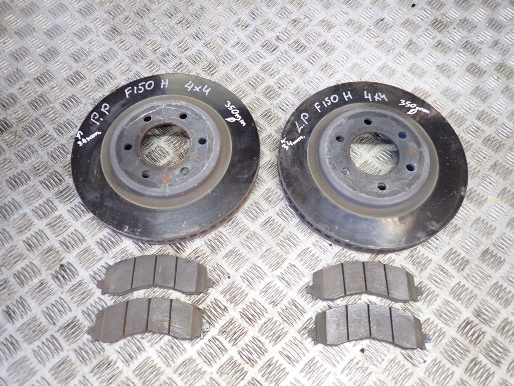 Front Discs Pads PAIR Ford F150 5.0 2021-