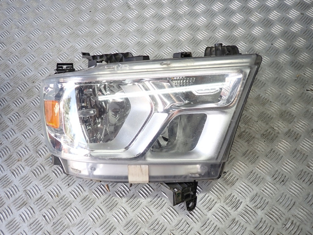 Lampa Prawa Przednia Chrome Dodge RAM V 2019-