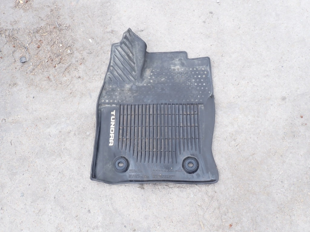 Dywaniki Gumowe Kpl. Toyota Tundra Crew Cab 3.4 3.5 2022-
