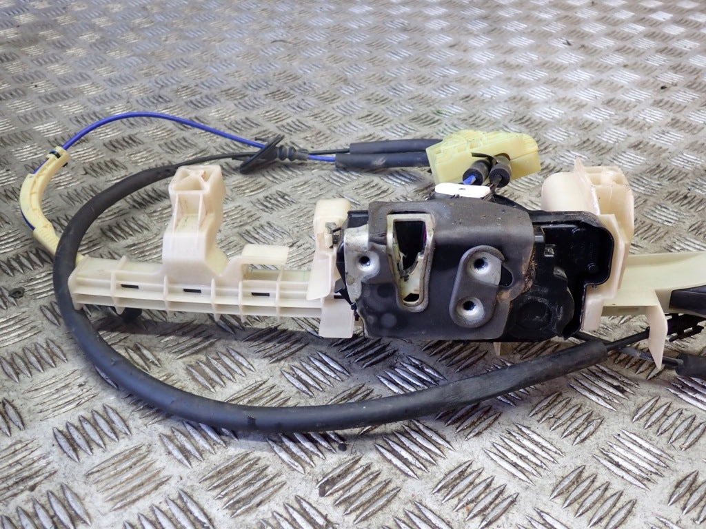 Zamek Drzwi Prawy Przód Przedni Ford F150 2021-