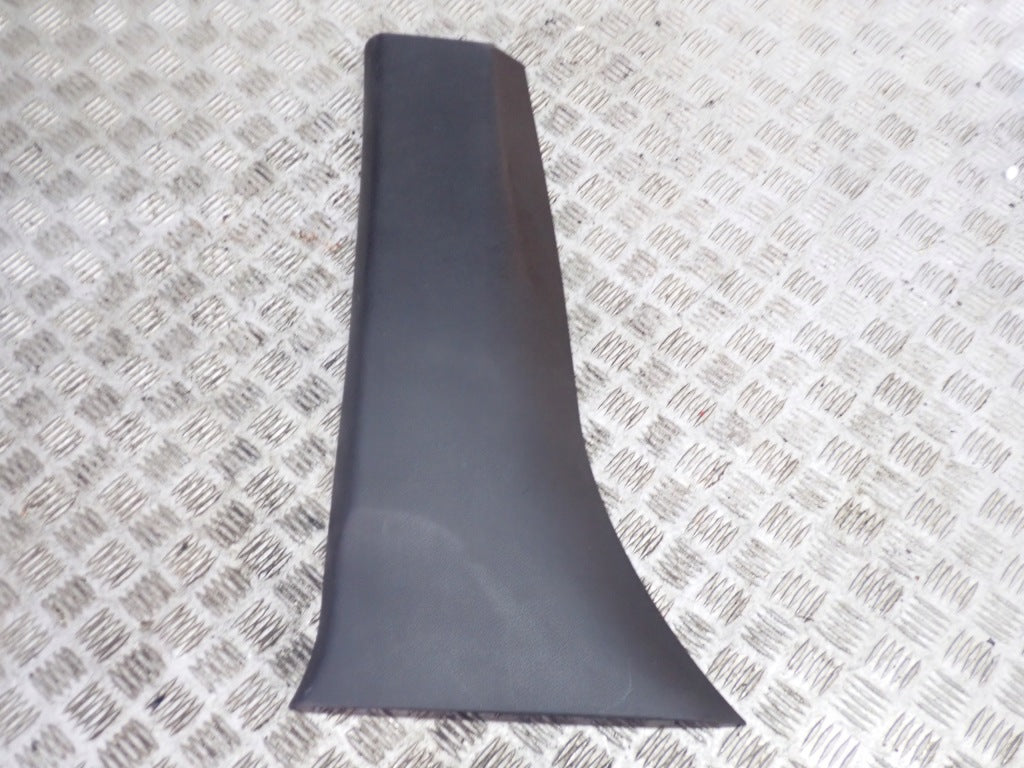 Osłona Słupka Dolna Lewa Jeep Grand Cherokee WL 2.0 2021-