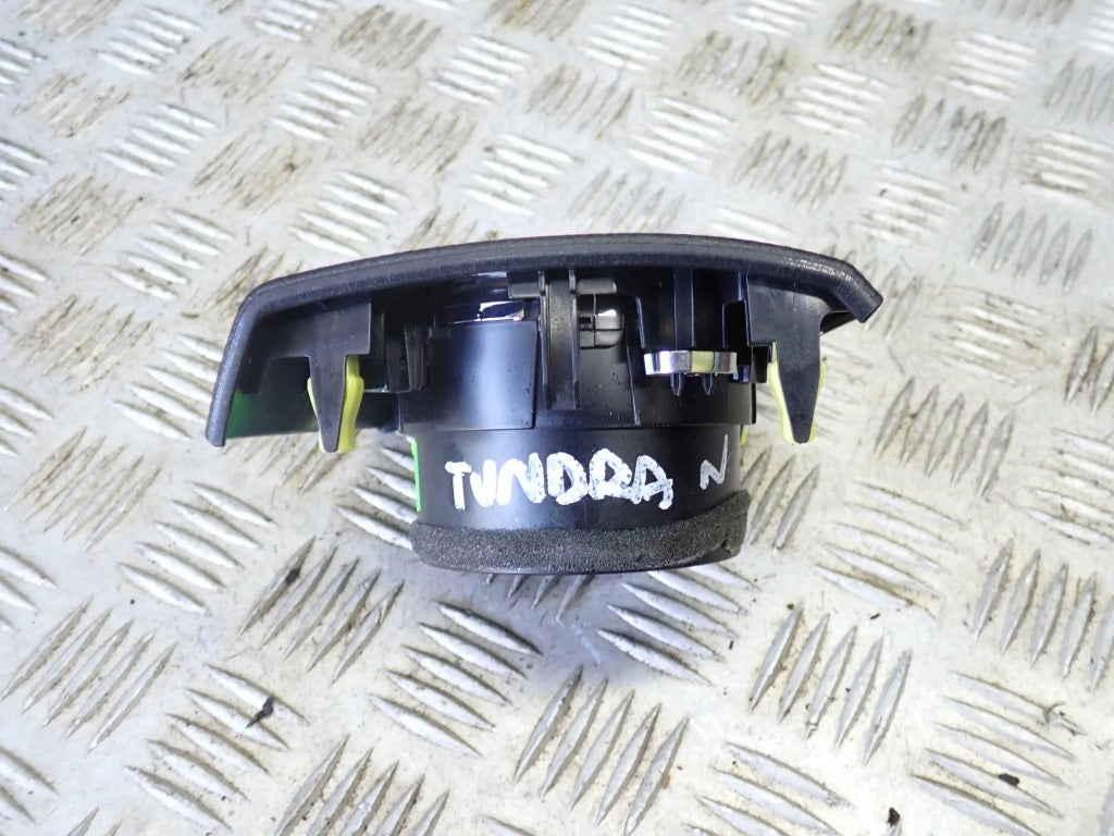 Toyota Tundra 2016 Air Vent