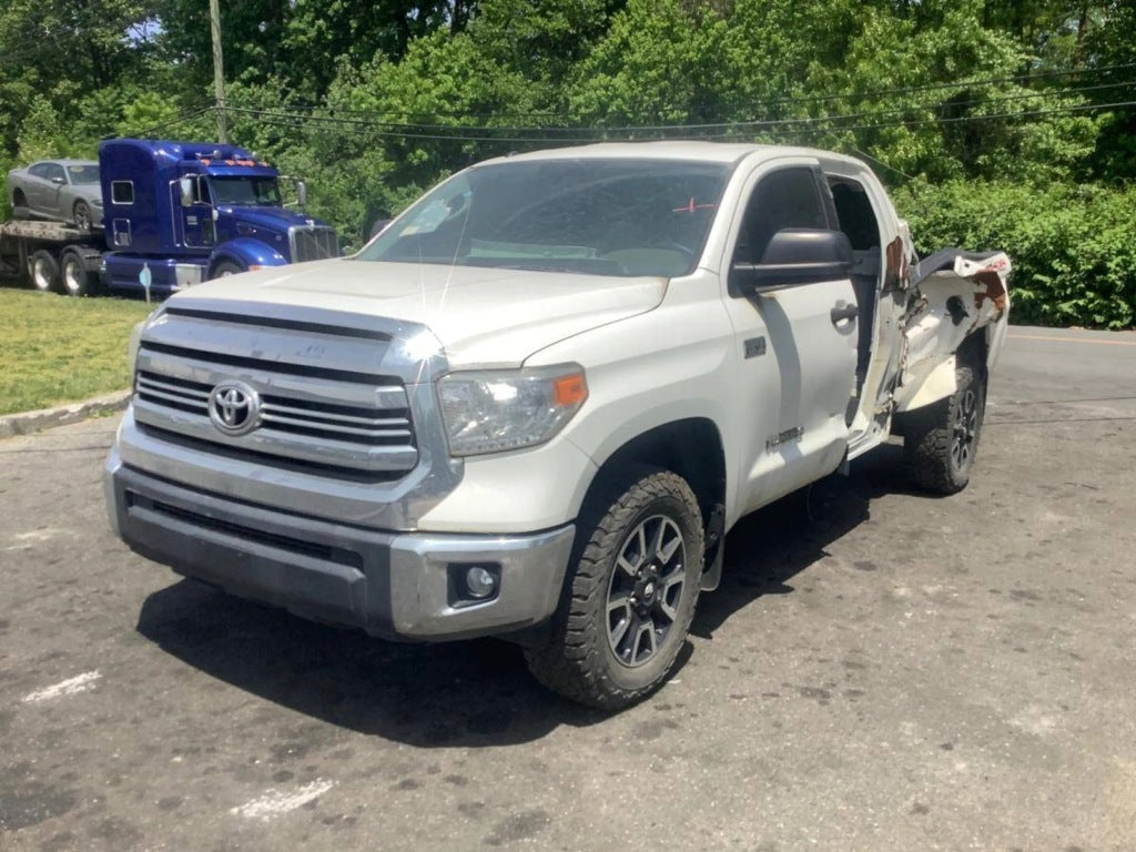 Chlapacz Lewy Przedni Przód Toyota Tundra 2014-