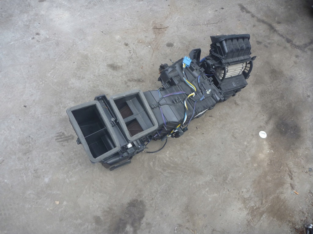 Nagrzewnica Dodge Ram Limited Lift 13-