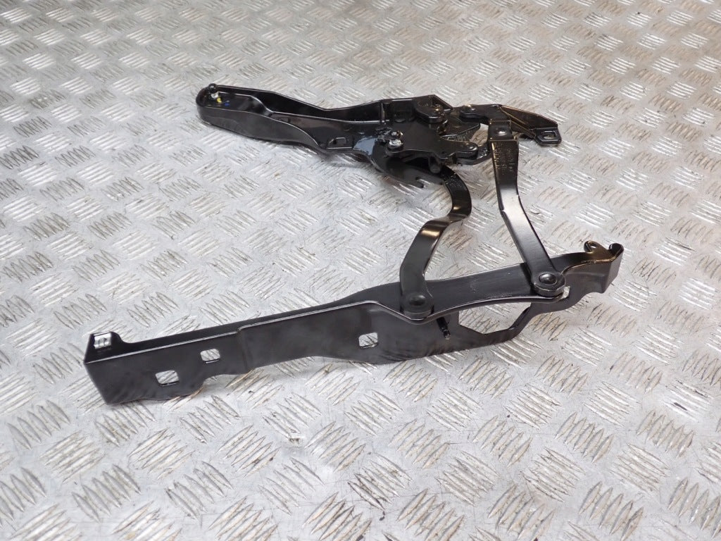 Right Roof Hatch Hinge Chevrolet Corvette C7 3LT Convertible 2014-