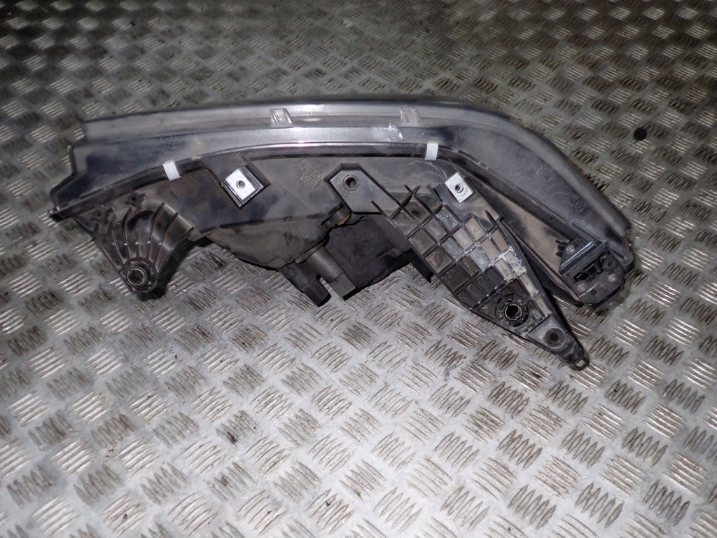 Right Front Headlight Dodge RAM V 2019-
