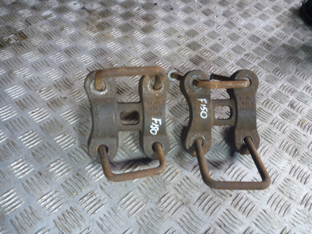 Spring Mount Stirrup Ford F150 2015-
