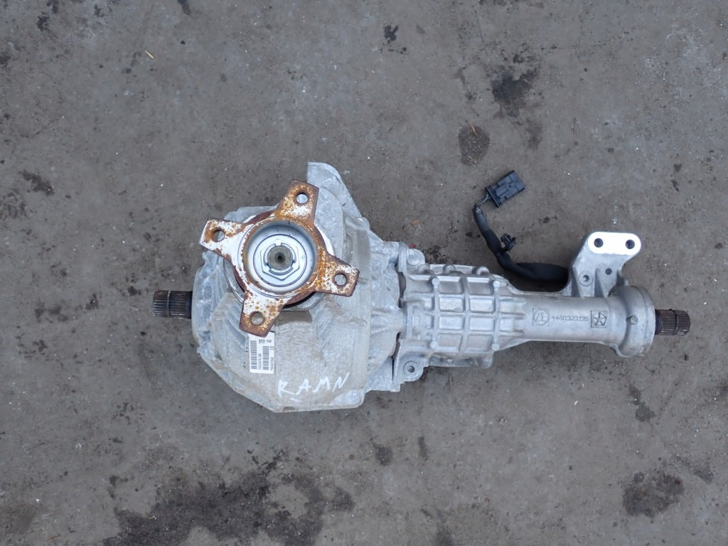 Most Przedni Dyfer 3.92 Dodge RAM V 2019-