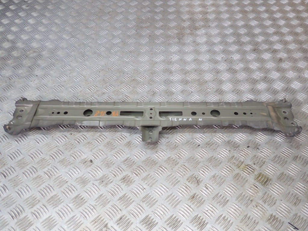 Wzmocnienie Wspornik Dolny Chłodnicy Toyota Sienna XL40 2021