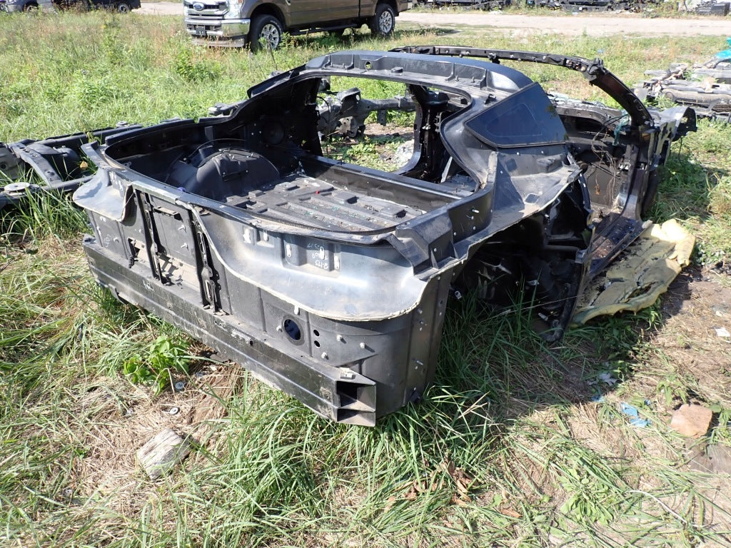 Rama Ćwiartka Tylna Tył Wanna Belka Cały Tył Chevrolet Corvette C7 2014-