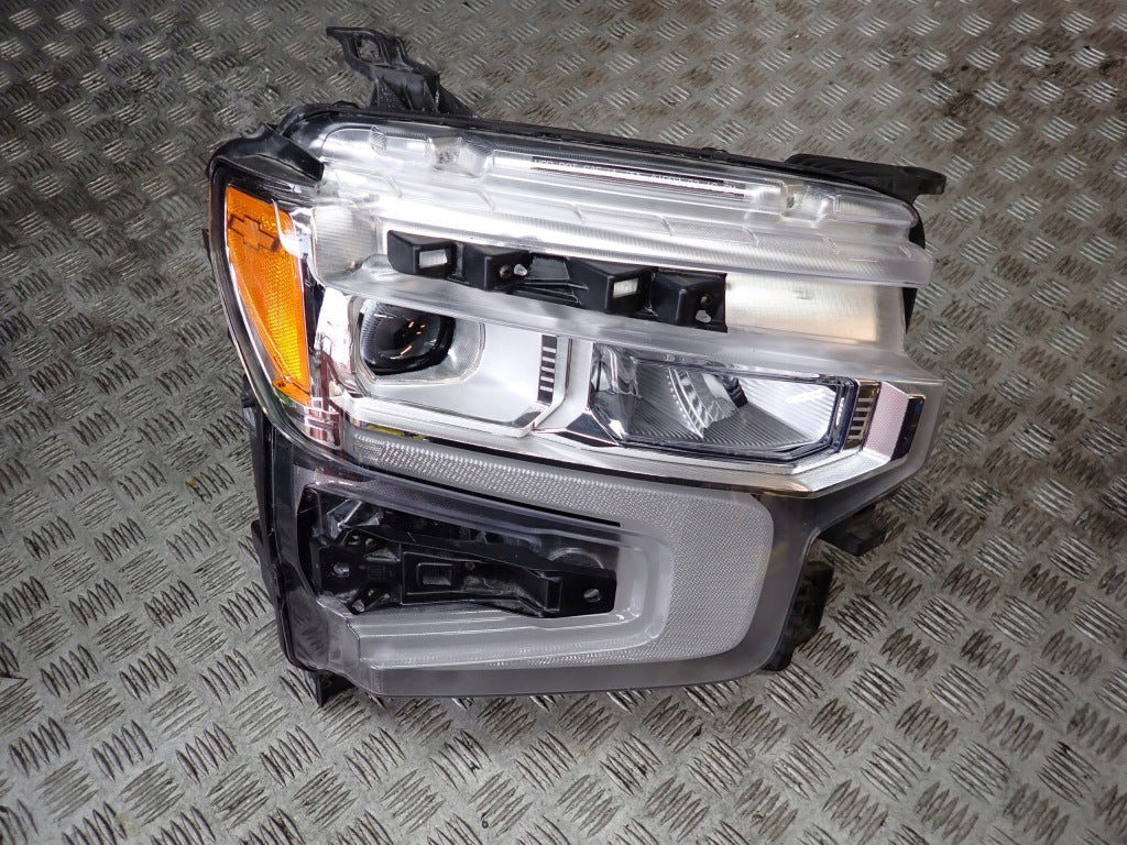 Lampa Prawa Przednia Przód kpl. LED Reflektor Chevrolet Silverado 2022 LIFT