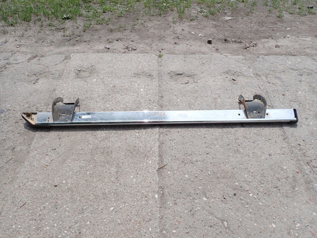 Prawy próg stopień do Ford F150 XLT Crew Cab Paka 5.7 ft 2021, montaż w samochodzie marki Autolandparts