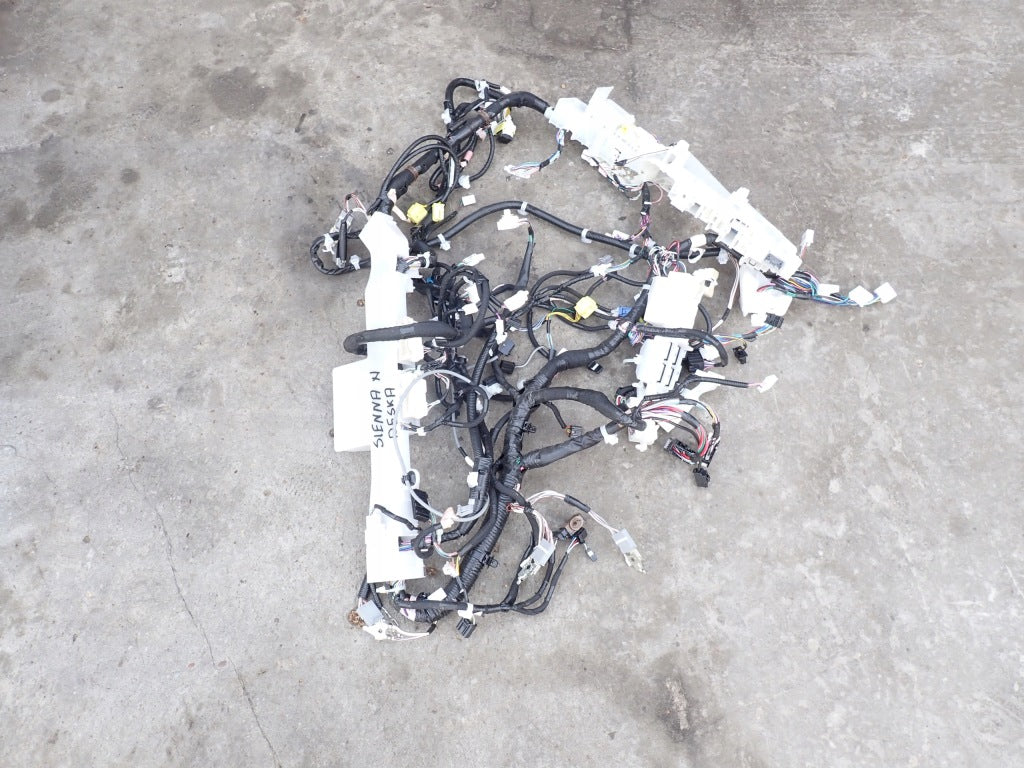 Wiązka Instalacja Deski Toyota Sienna XL40 2021